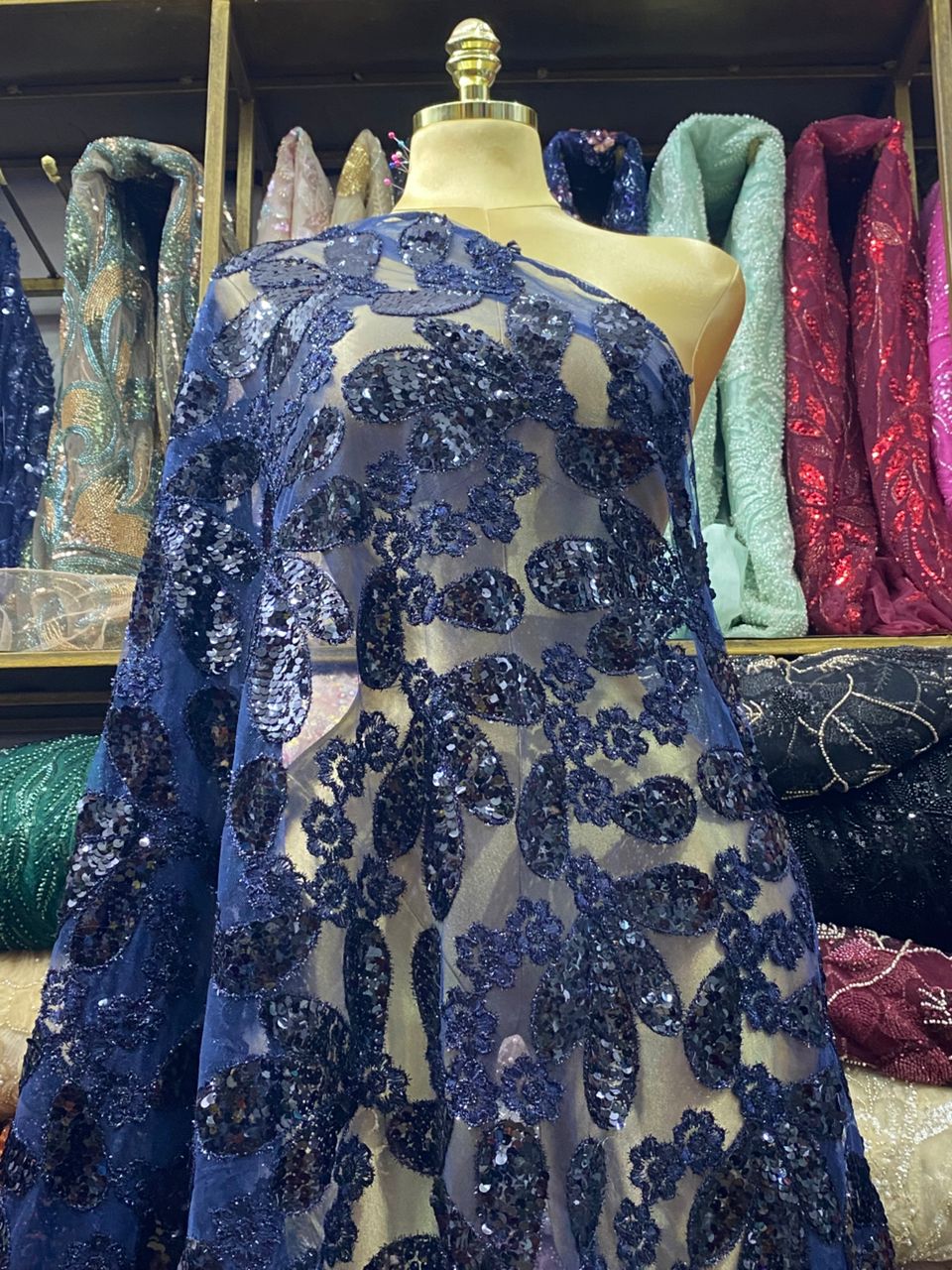 Sequence lace
