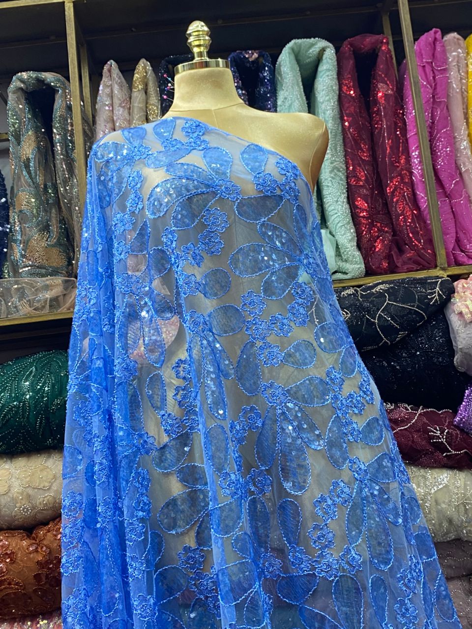 Sequence lace